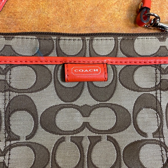 Coach clutch wristlet purse - Picture 2 of 6